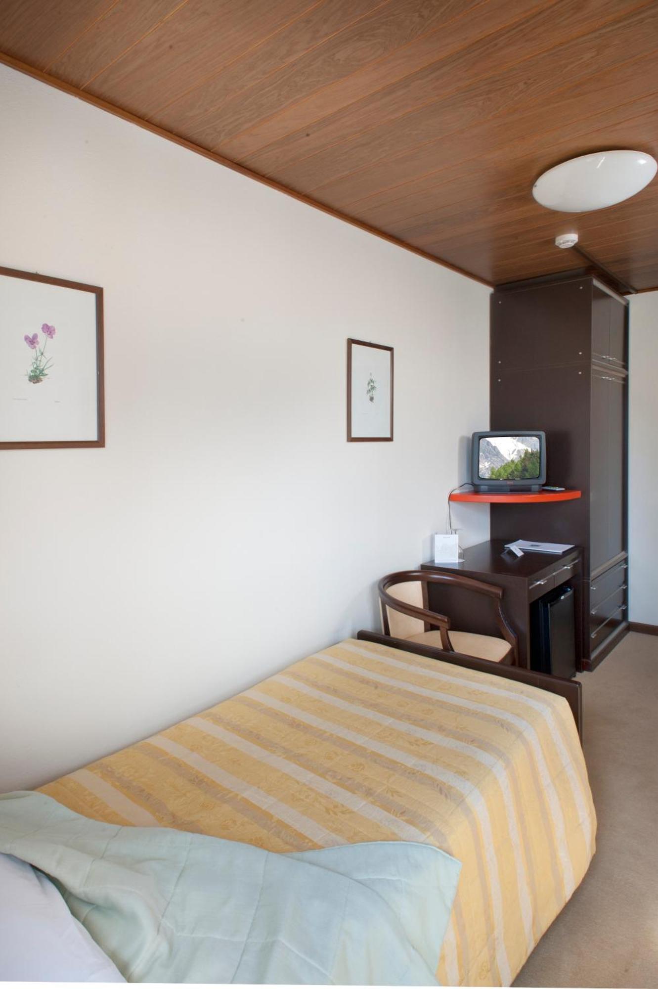 Hotel Mirella Ponte Di Legno Room photo